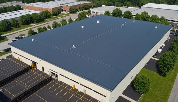 Rénovation toiture industrielle : conseils pour une efficacité optimale